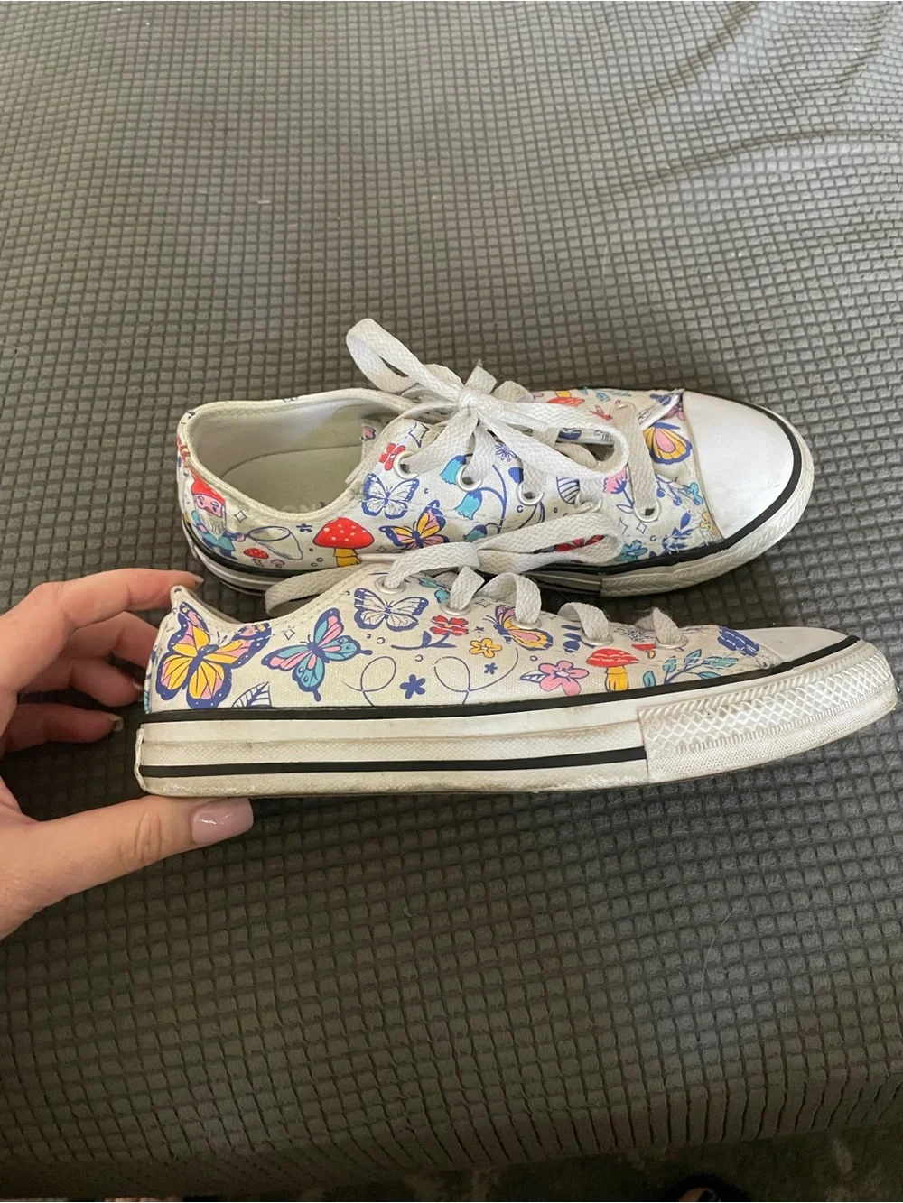Converse kids low